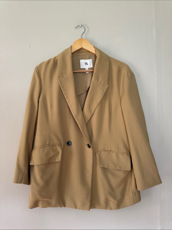 Banana Republic Jackets & Blazers - Banana Republic Tan Double-Breasted Blazer Small Petite